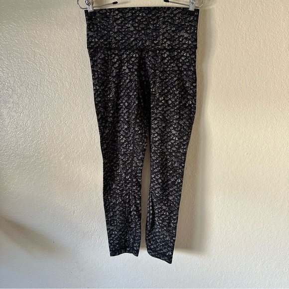Lululemon Wunder Under Pant (Hi-Rise) (Nulux) leggings size 8 - Picture 4 of 11